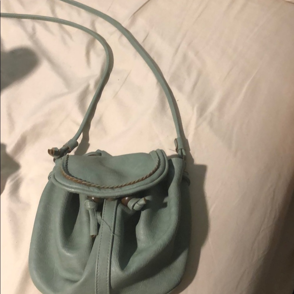 A cute and easy to carry purse!